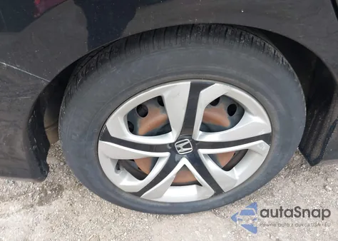 2018 Honda Civic Lx z USA, uszkodzony, nr VIN 2HGFC2F51JH520139